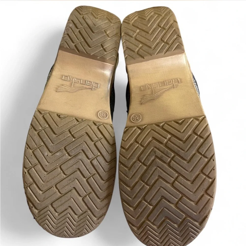 Vintage Woven Dansko Clogs - Picture 7 of 7